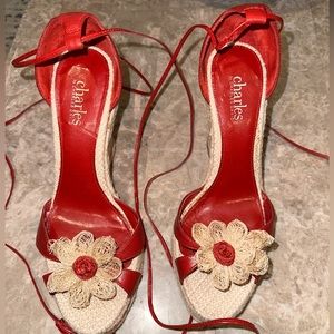 red charles david wedges